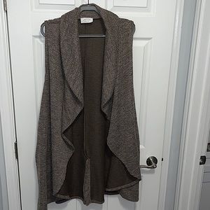 Sleeveless Cardigan